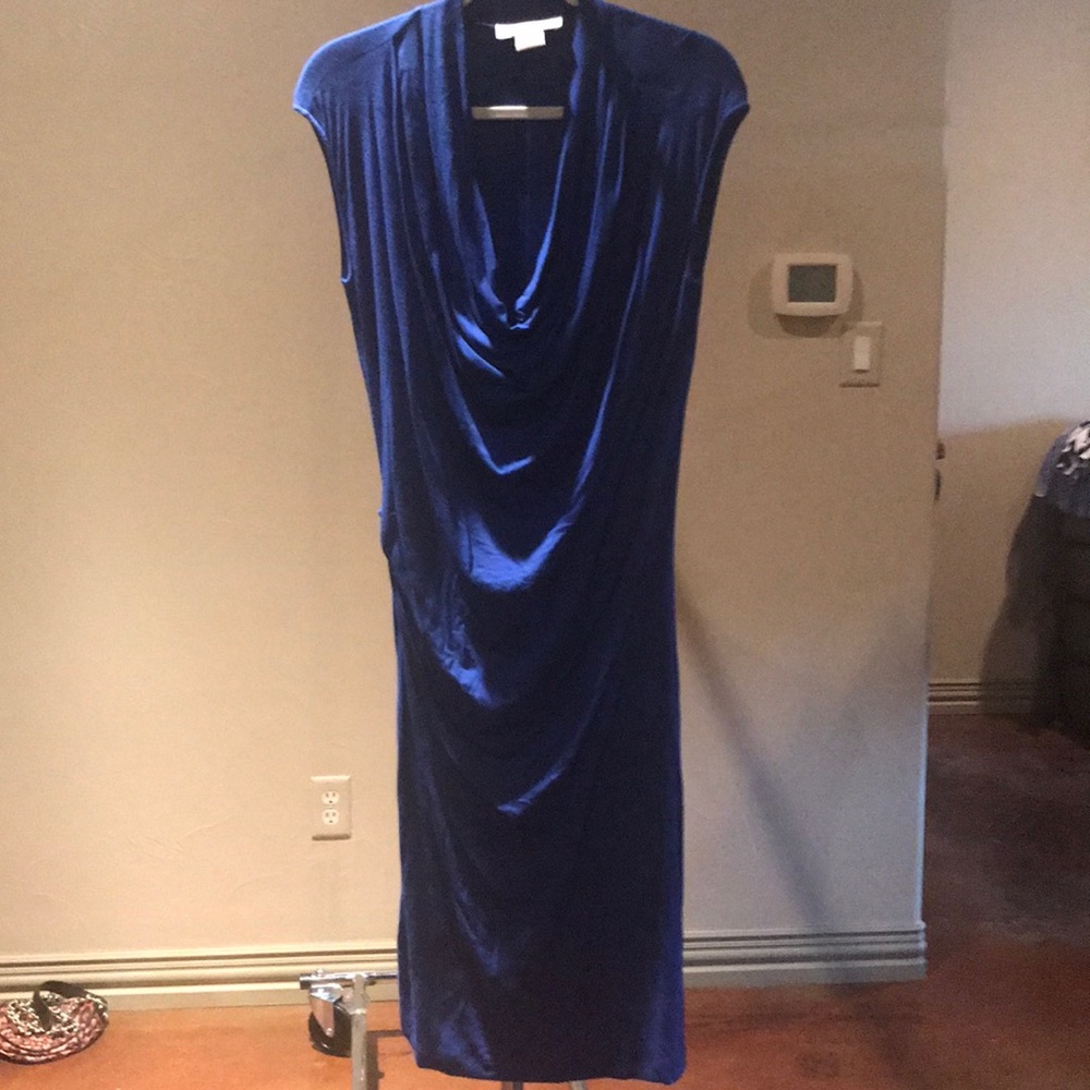 Blue fitted dress